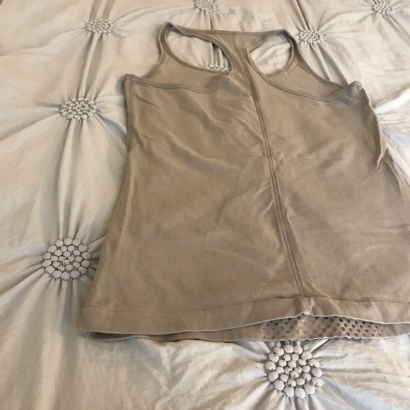 GapBodyFit Racerback Tank Top - Picture 5 of 8